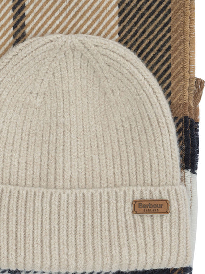 "Pendle" beanie and "Blair" scarf set. Sciarpe & Foulard