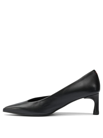 Heeled shoes Heeled shoes