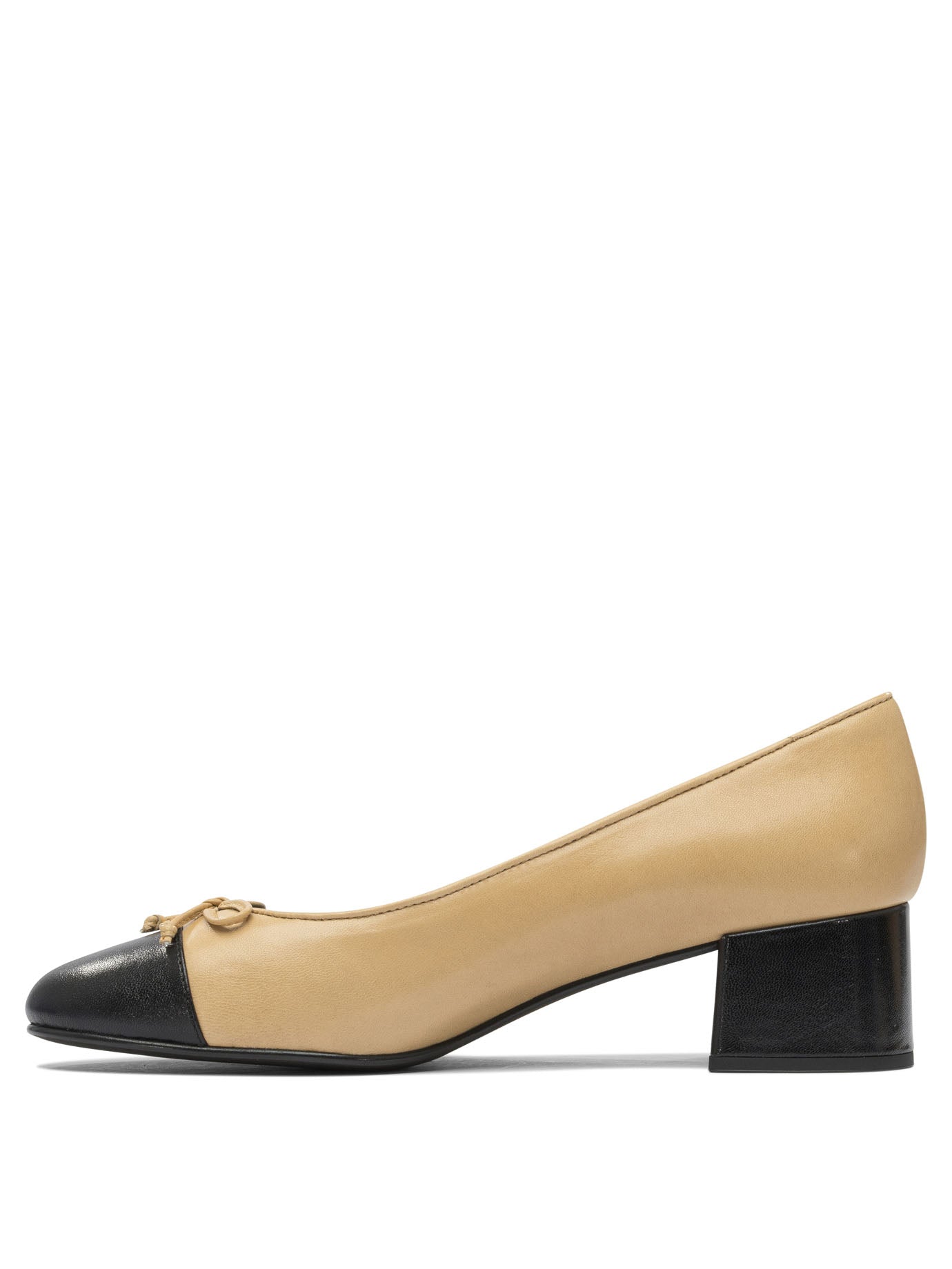 Heeled shoes Heeled shoes