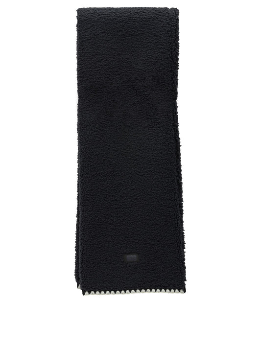 "Scalloped" Scarf in UGGfluff Sciarpe & Foulard