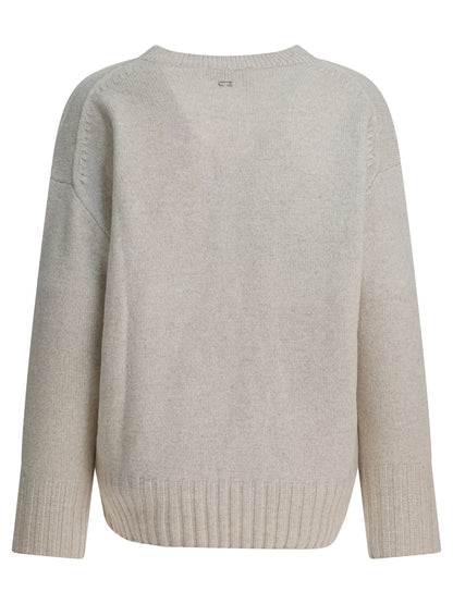 Wool and cashmere v-neck sweater Knitwear
