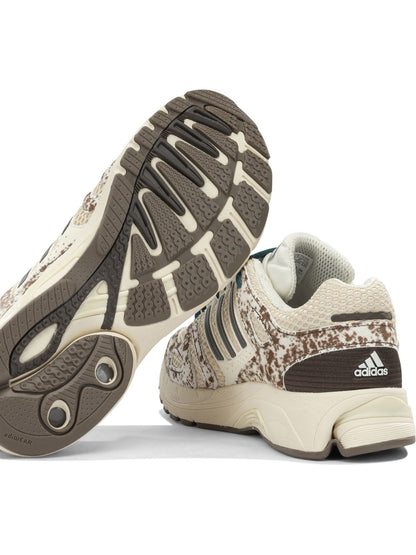 "Adistar Control 5" Low-Top Sneakers Sneakers & Slip-On