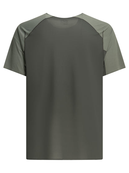 "Norvan" round neck T-shirt T-shirts