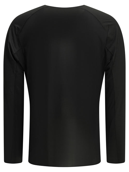 "Norvan DW Logo" Crew-Neck T-Shirt T-shirts