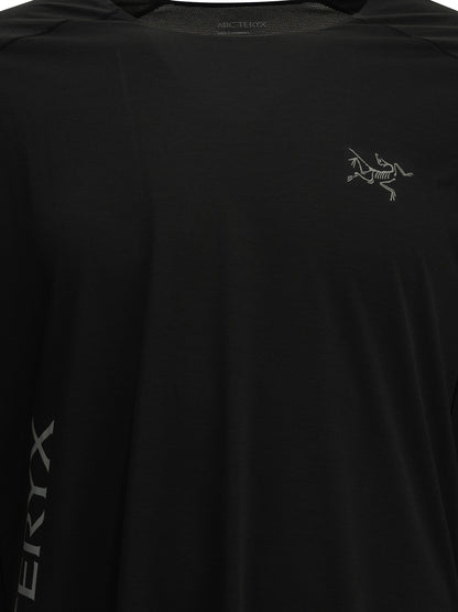 "Norvan DW Logo" Crew-Neck T-Shirt T-shirts