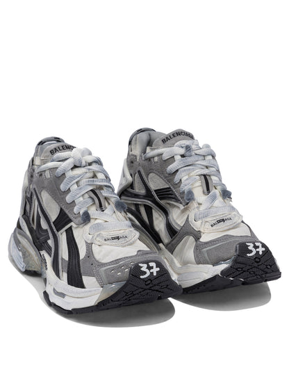 "Runner" Low-Top Sneakers Sneakers & Slip-On