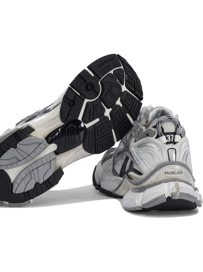 "Runner" Low-Top Sneakers Sneakers & Slip-On