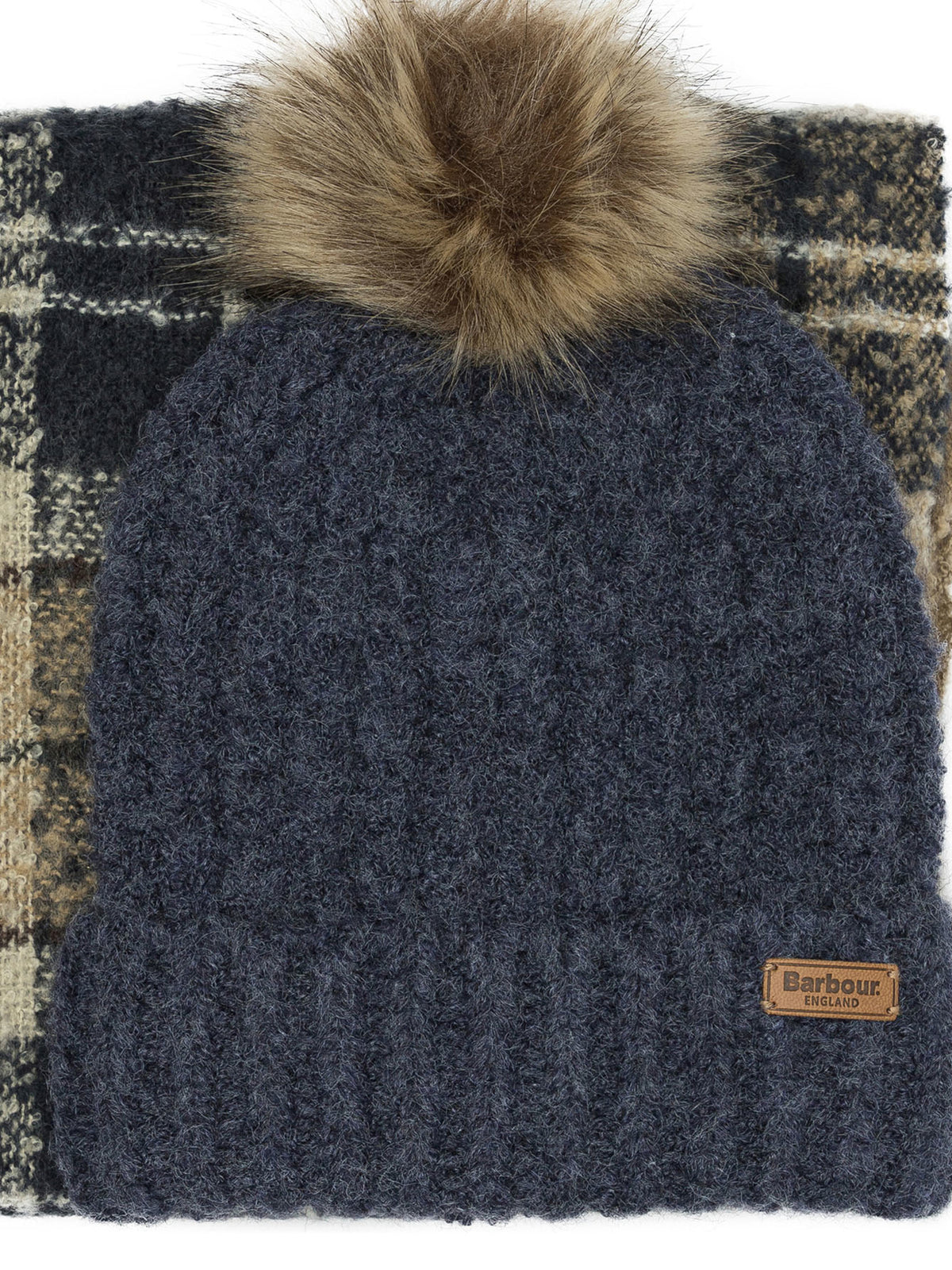 Beanie and scarf set "Saltburn" Sciarpe & Foulard