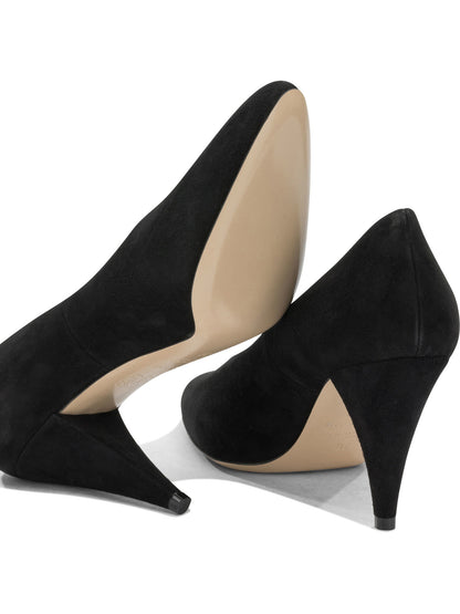 Heeled shoes Heeled shoes