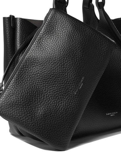 Shoulder bags Shoulder bags