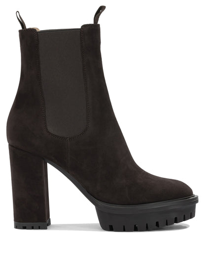 "Barry" Pull-On Ankle Boots Boots and Ankle Boots