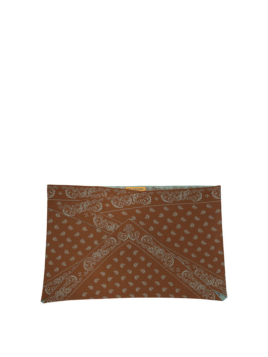 Scarves & Silk scarves Sciarpe & Foulard