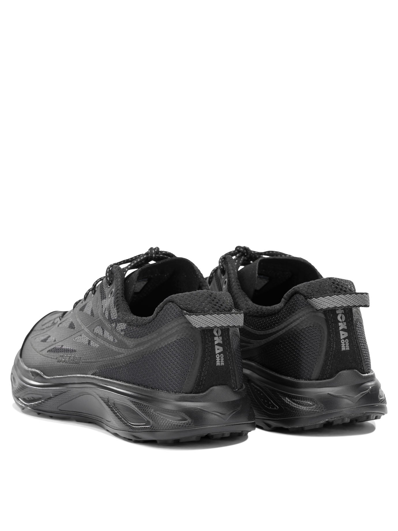 "Huaka Pro" Low-Top Sneakers Sneakers & Slip-On