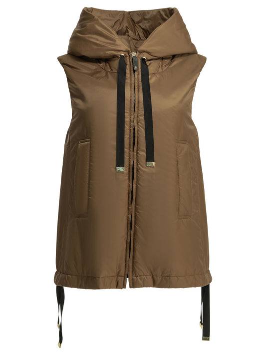 Water-repellent sleeveless jacket Jackets and Coats