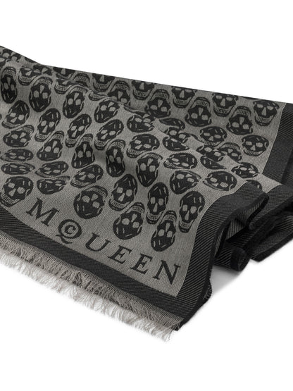 Scarves & Silk scarves Sciarpe & Foulard