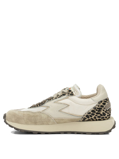 Sneakers & Slip-On Sneakers & Slip-On