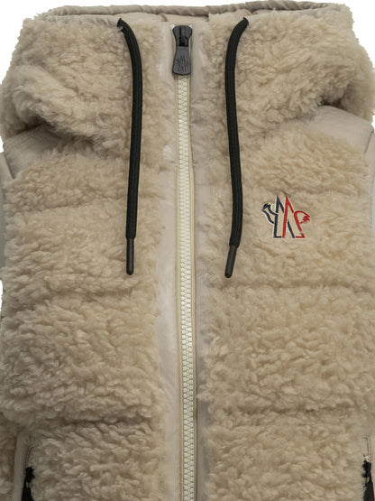 Sleeveless teddy jacket Jackets and Coats