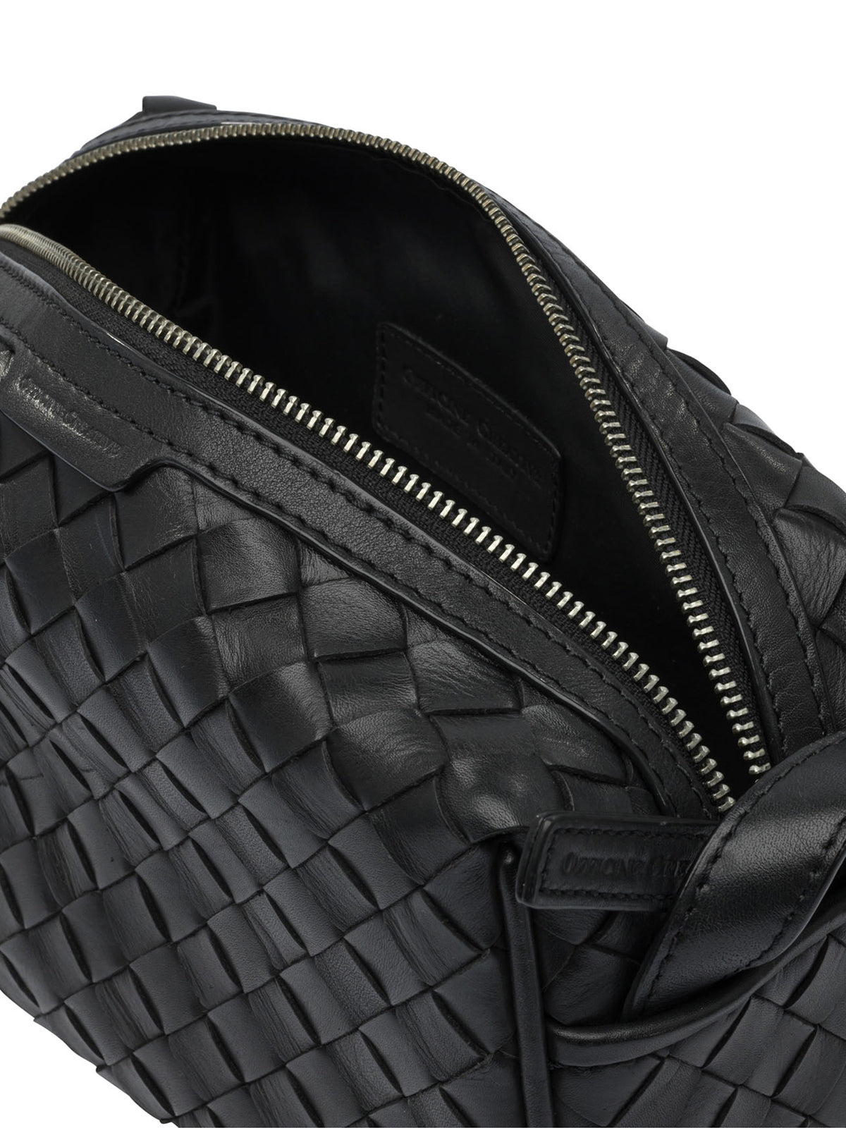 "Armor 014" Beauty Case Pouch