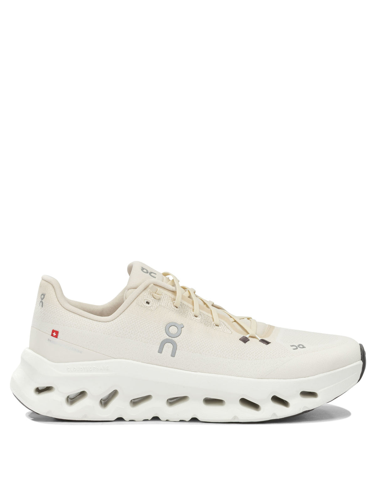 "Cloudtilt" Low-Top Sneakers Sneakers & Slip-On
