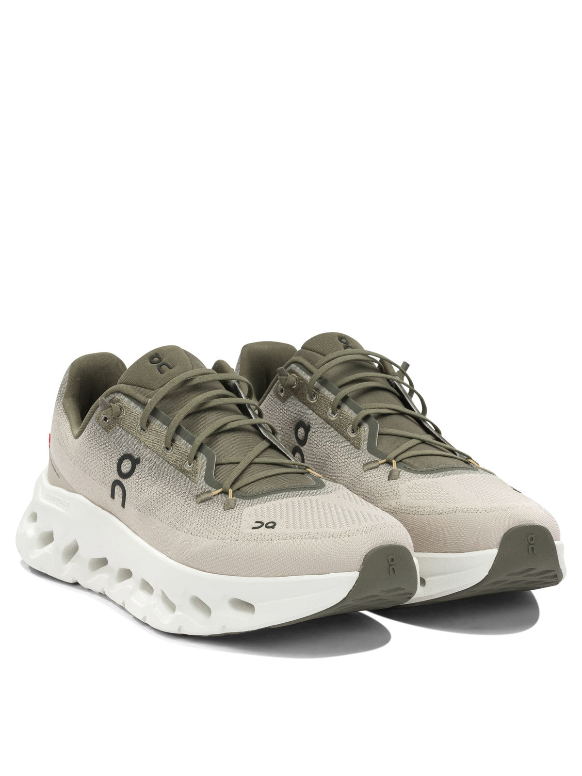 "Cloudtilt" Low-Top Sneakers Sneakers & Slip-On