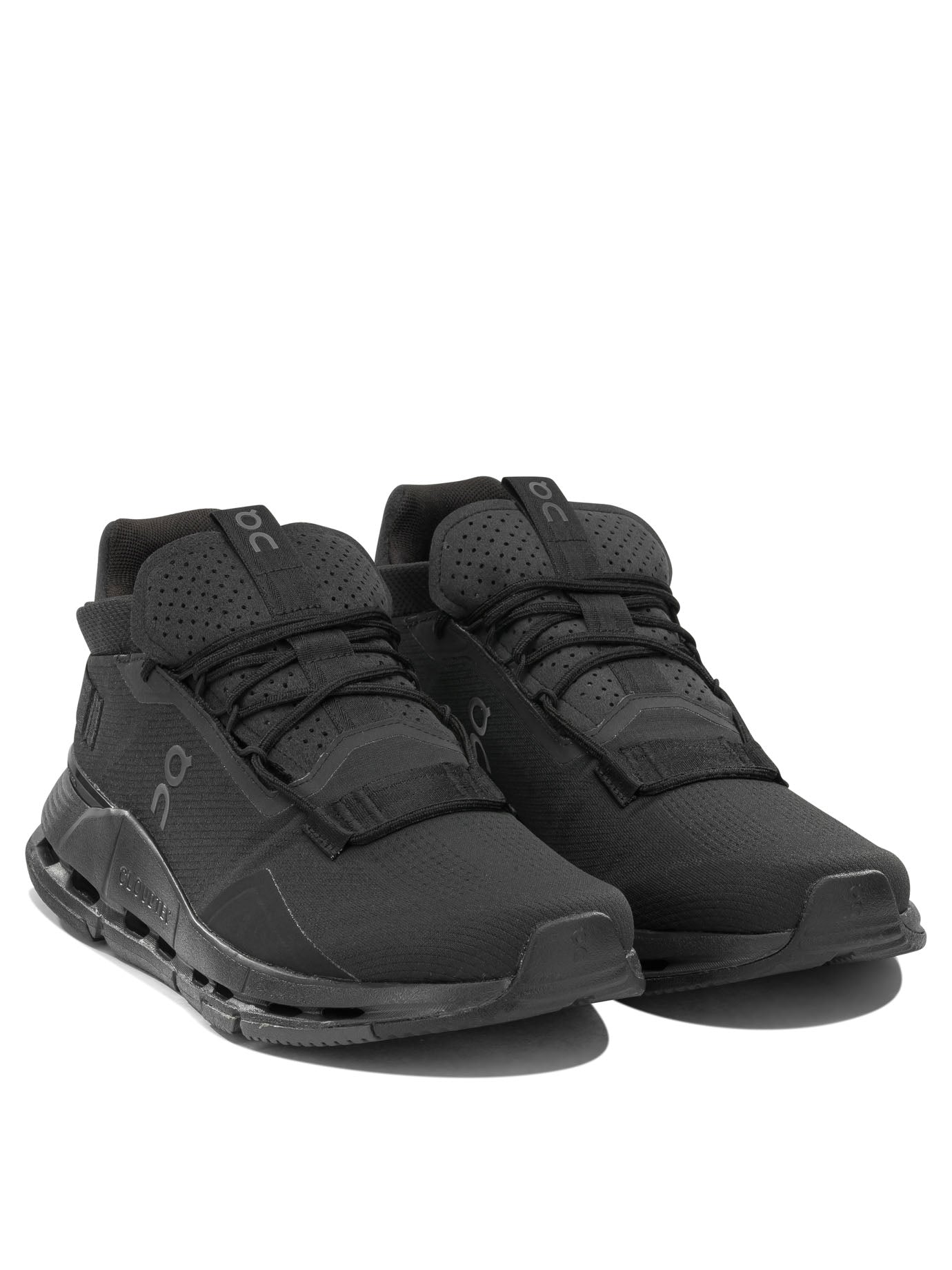"Cloudnova 2" Low-Top Sneakers Sneakers & Slip-On