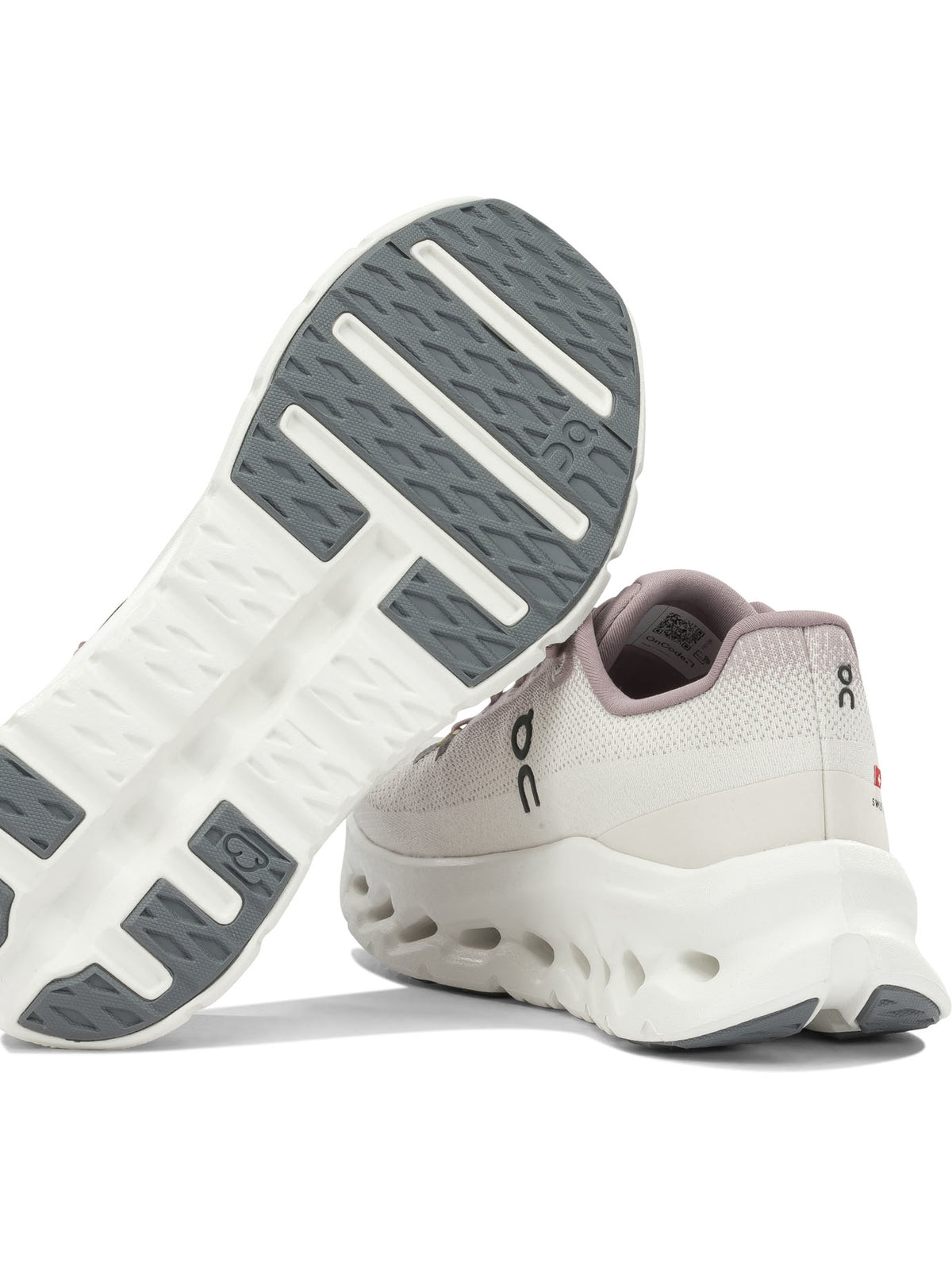 "Cloudtilt" Low-Top Sneakers Sneakers & Slip-On