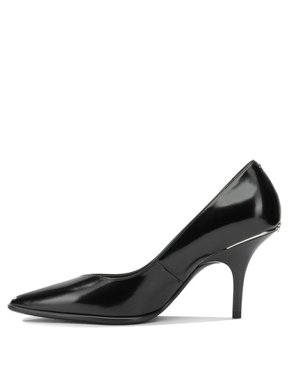 Heeled shoes Heeled shoes