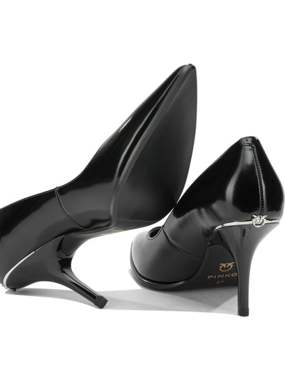 Heeled shoes Heeled shoes