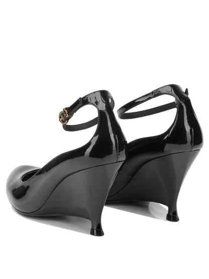 Heeled shoes Heeled shoes