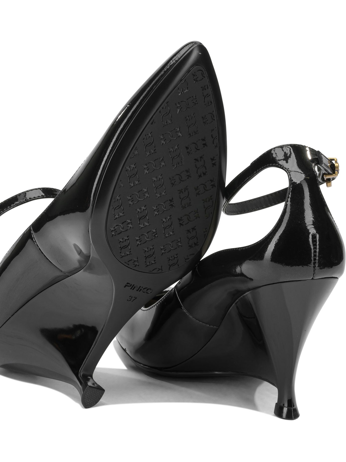 Heeled shoes Heeled shoes