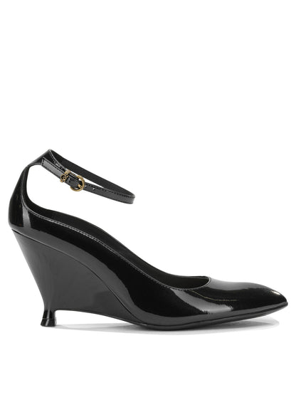 Heeled shoes Heeled shoes