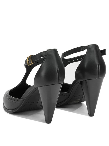 Heeled shoes Heeled shoes