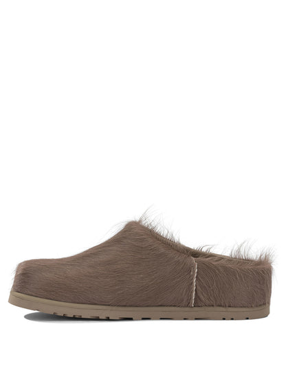 "Otzo Hair" Clogs Loafers & Slippers