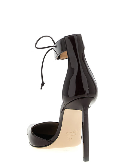Patent leather pumps Pumps