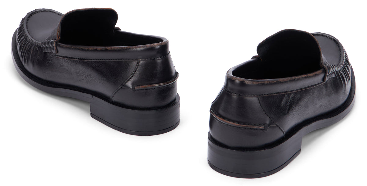 Penny loafers in leather RTW