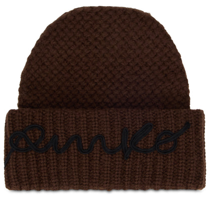 Beanie with embroidered logo RTW