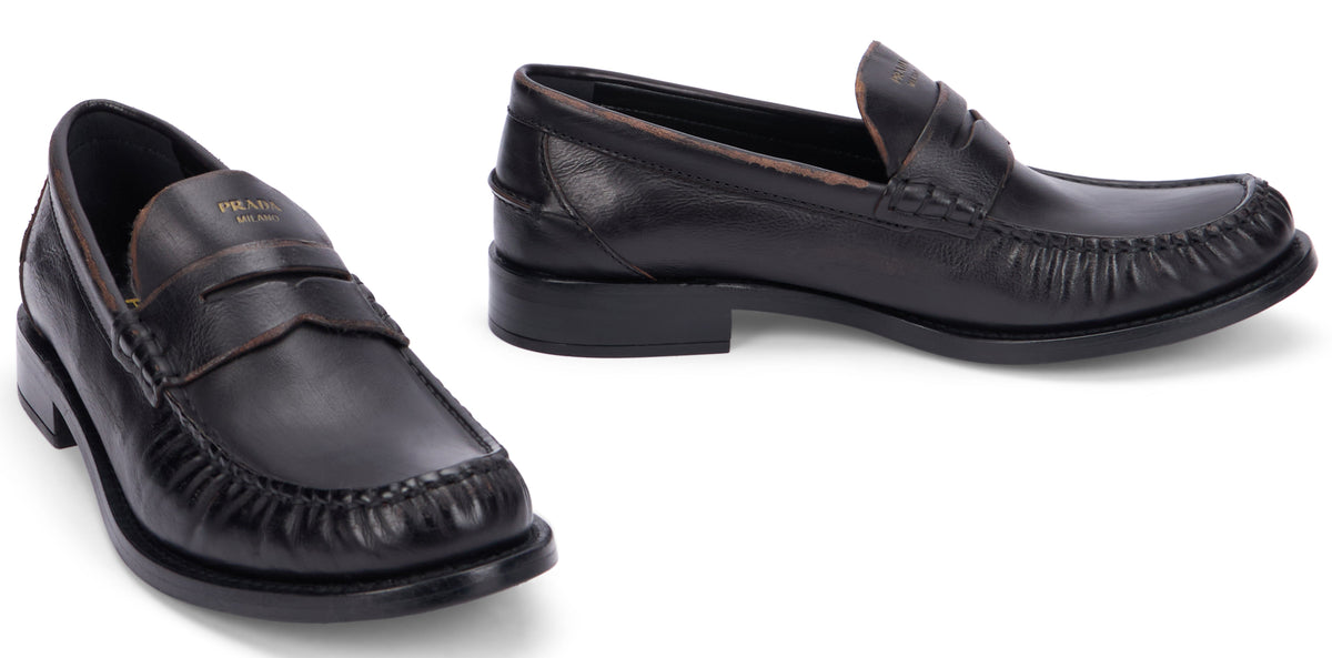 Penny loafers in leather RTW
