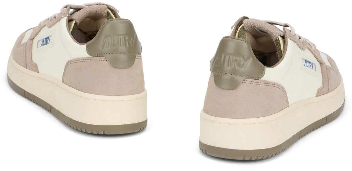Sneakers with comfortable sole SHOES
