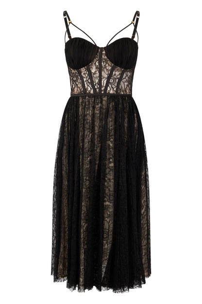 Dress in Lace RTW