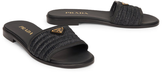 Slider sandals in leather with crochet details SHOES