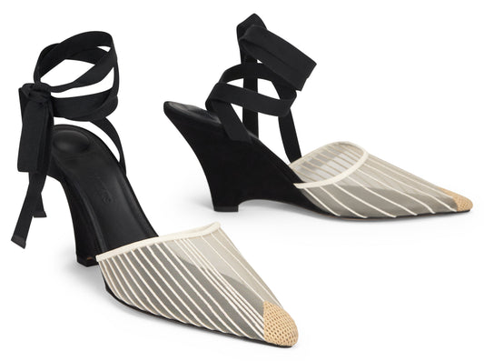 Elegant shoes with heel and decorative ribbon SHOES