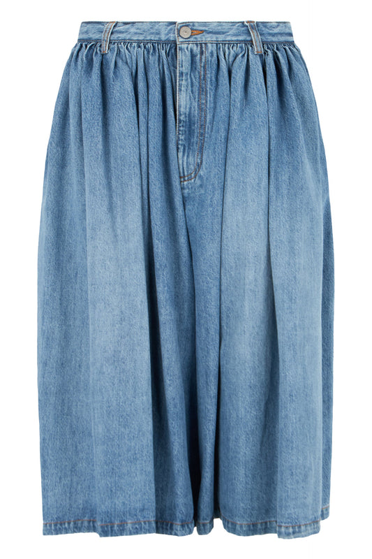 Denim shorts with pleats RTW
