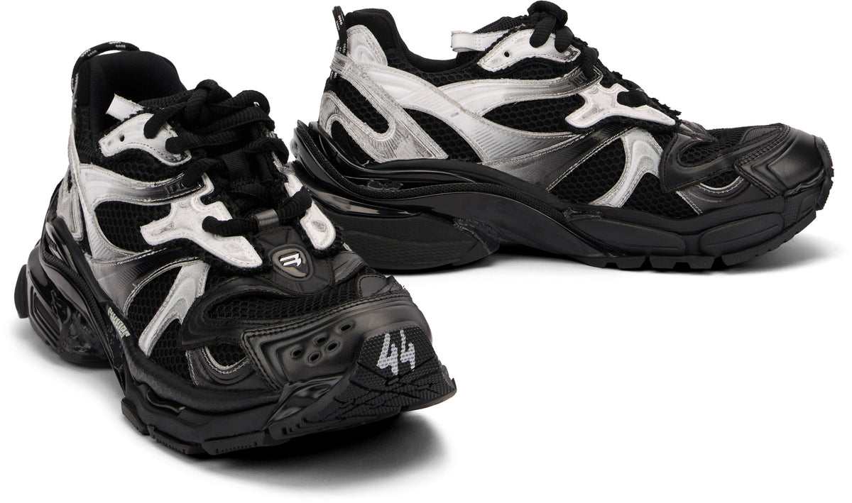 Low sneakers Balenciaga Runner SHOES