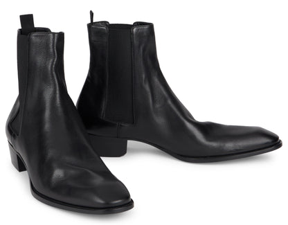Chelsea boots in leather SHOES