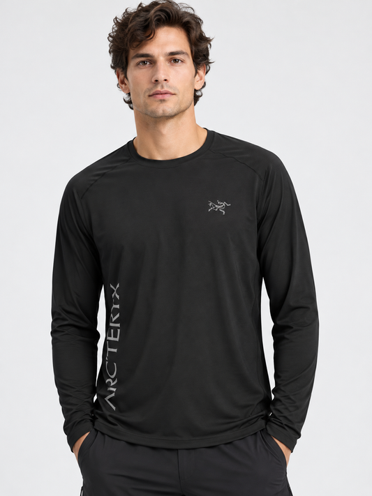 Arc'teryx AI着用イメージ（架空の成人男性モデル・コーディネート例）