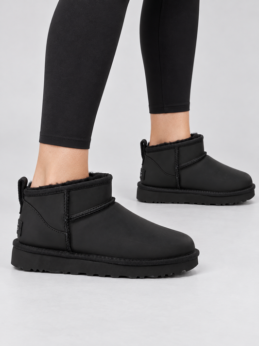 Ugg AI着用イメージ（架空の成人女性モデル・コーディネート例）