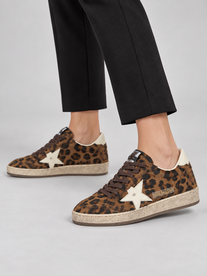 Golden Goose AI着用イメージ（架空の成人女性モデル・コーディネート例）