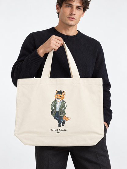 Maison Kitsuné AI着用イメージ（架空の成人男性モデル・コーディネート例）