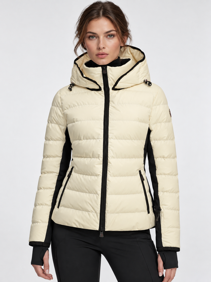 Moncler Grenoble AI着用イメージ（架空の成人女性モデル・コーディネート例）