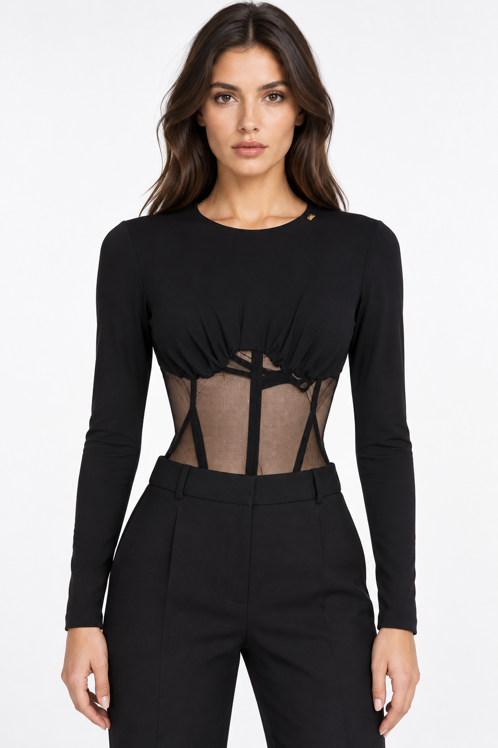 ELISABETTA FRANCHI AI着用イメージ（架空の成人女性モデル・コーディネート例）
